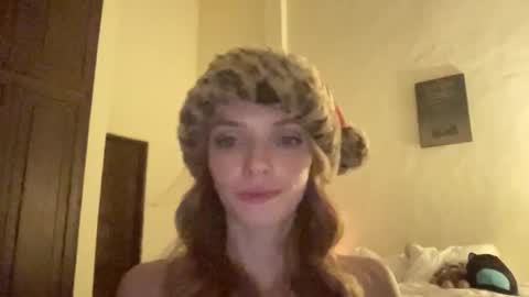 Snapshot of lilbitali chatting on 16, 12, 2025 Aligator online show from 16, 12, 2025