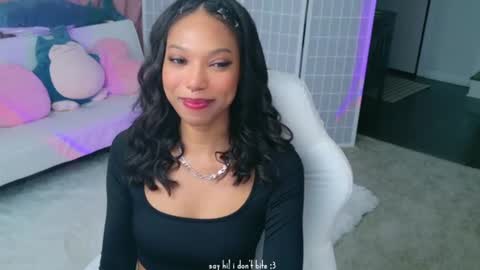 Snapshot of lileviemarie chatting on 10, 6, 2026 evie online show from 10, 6, 2026