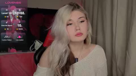 Nika and Lori online show from 22, 9, 2025