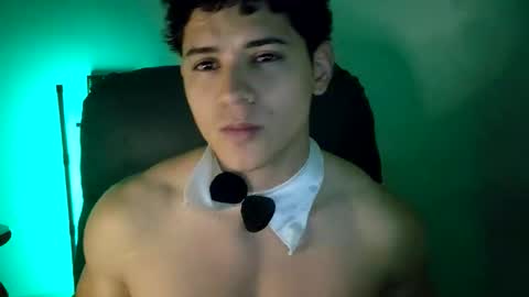 Snapshot of lilhotnando chatting on 30, 11, 2025 Fernando online show from 30, 11, 2025