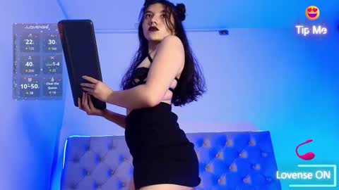 Lili  online show from 25, 10, 2025