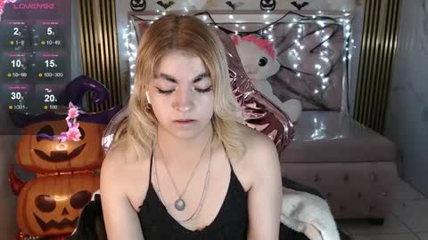 Lili online show from 7, 10, 2025