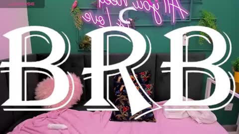 Lilli  follow me kiss online show from 10, 2, 2025