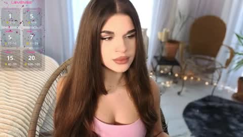 Lilit online show from 4, 4, 2026