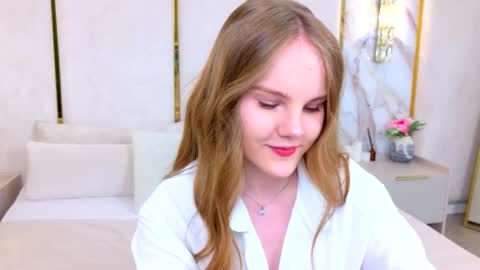 Snapshot of lili_lohan chatting on 2, 6, 2026 lili_lohan online show from 2, 6, 2026