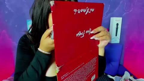 Lili  online show from 19, 11, 2025