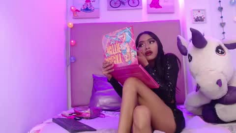 lili_roussi online show from 7, 2, 2026