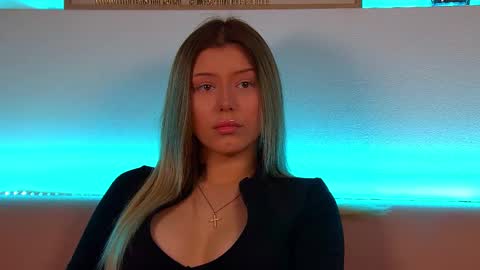 Mia online show from 11, 2, 2025