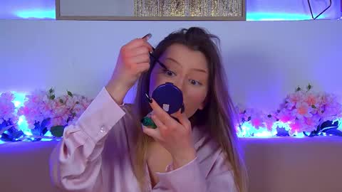 Mia online show from 18, 2, 2025