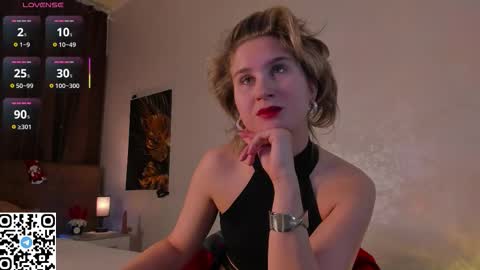 Snapshot of lilian_daniels chatting on 19, 12, 2025 Lilian online show from 19, 12, 2025