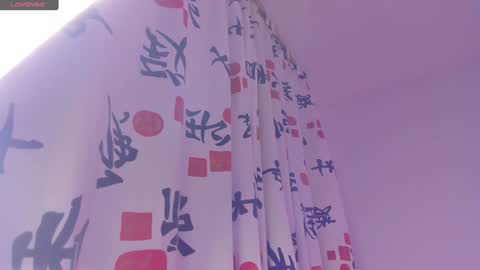 Snapshot of lilian_vergara chatting on 18, 1, 2025 holis soy lily chang no olvides el pulgar arriba es muy importante para mi 3 independent model online show from 18, 1, 2025