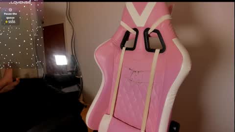 Snapshot of lilian_vergara chatting on 6, 3, 2025 holis soy lily chang no olvides el pulgar arriba es muy importante para mi 3 independent model online show from 6, 3, 2025