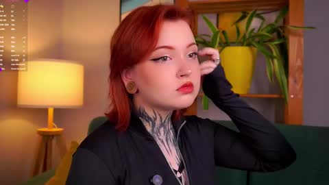 Snapshot of lilianadao chatting on 12, 10, 2025 Anika online show from 12, 10, 2025