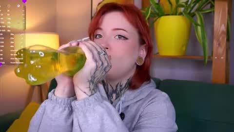 Snapshot of lilianadao chatting on 17, 10, 2025 Anika online show from 17, 10, 2025