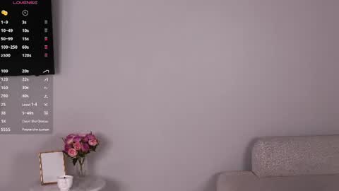 Snapshot of lilianbickford chatting on 21, 6, 2026 Hi I am Luna online show from 21, 6, 2026