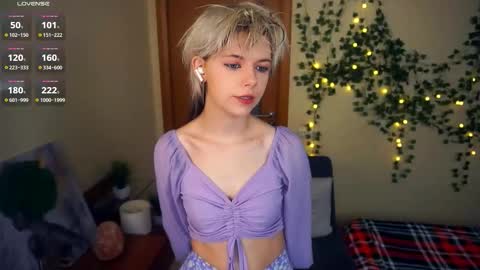 Snapshot of liliandaniels chatting on 19, 9, 2025 Lilian online show from 19, 9, 2025