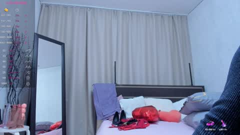 Snapshot of lilianedgars chatting on 1, 2, 2025 Lilian online show from 1, 2, 2025