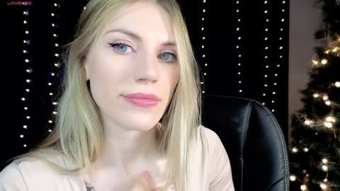 Snapshot of lilianna_wilde chatting on 4, 1, 2025 Anna online show from 4, 1, 2025