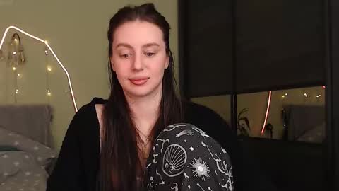 Lilu online show from 11, 10, 2025