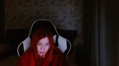 liliawoolf online show from 6, 2, 2025