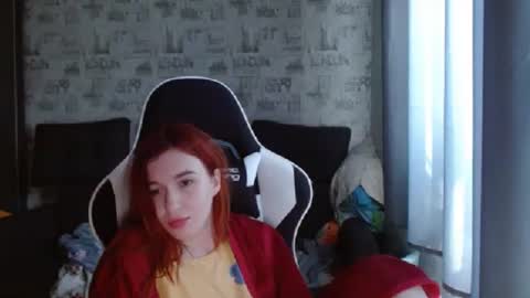 liliawoolf online show from 12, 2, 2025