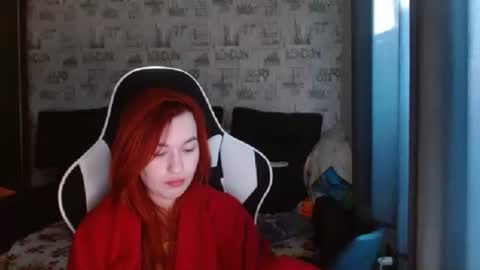 liliawoolf online show from 13, 2, 2025