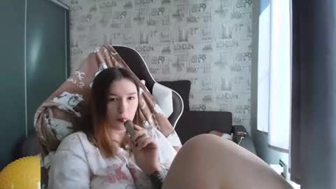 liliawoolf online show from 26, 3, 2026