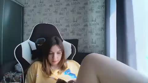 liliawoolf online show from 6, 4, 2026