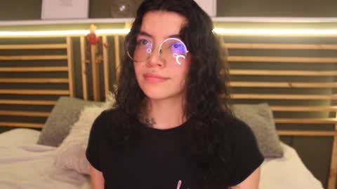 Snapshot of lilibeth___ chatting on 11, 3, 2025 Lili online show from 11, 3, 2025