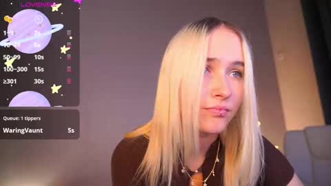 Snapshot of lilielfie chatting on 12, 9, 2025 lilielfie online show from 12, 9, 2025