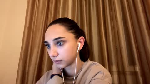 Lina online show from 26, 9, 2025