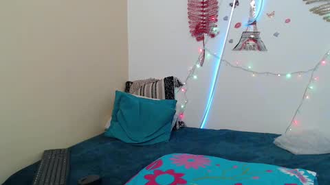 liliimilf online show from 11, 2, 2025