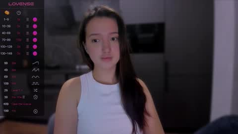 Snapshot of lililaluna chatting on 14, 10, 2025             ...  online show from 14, 10, 2025