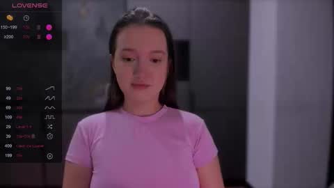 Snapshot of lililaluna chatting on 17, 10, 2025             ...  online show from 17, 10, 2025