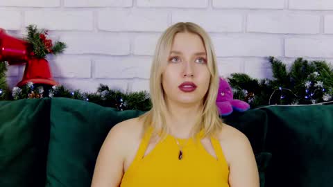 LiliLinn online show from 17, 12, 2024