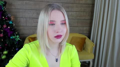 LiliLinn online show from 21, 12, 2024