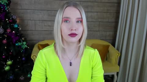 LiliLinn online show from 21, 12, 2024