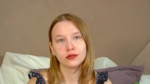 LiliLinn online show from 8, 6, 2026