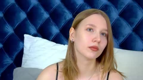 LiliLinn online show from 15, 7, 2026