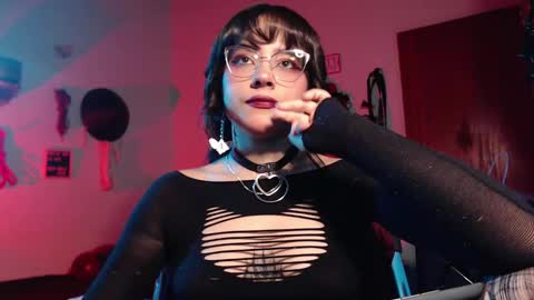Molly online show from 11, 12, 2024