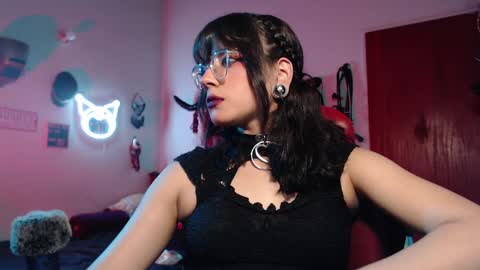 Molly online show from 10, 1, 2025
