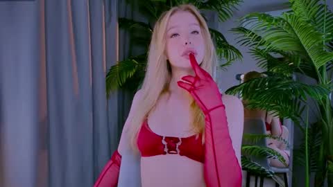 lililok101 online show from 23, 3, 2026