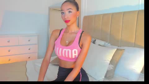 Snapshot of lilipinkette chatting on 28, 2, 2025 Lili online show from 28, 2, 2025