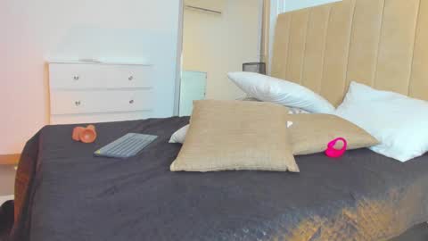 Snapshot of lilipinkette chatting on 2, 3, 2025 Lili online show from 2, 3, 2025