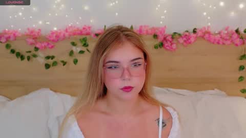 Lilith Bonheur online show from 4, 12, 2025