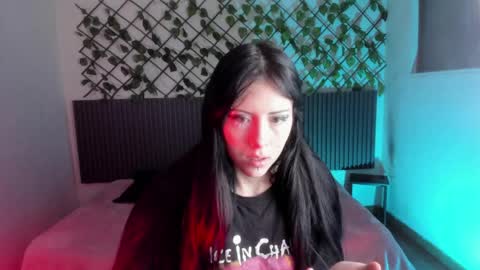 Lilith Patton  online show from 1, 4, 2026