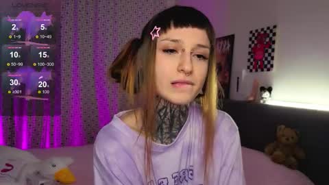 Snapshot of lilith_poison chatting on 15, 11, 2025 lilith_poison online show from 15, 11, 2025