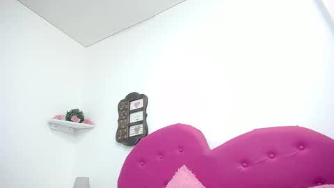 Snapshot of lilith_sm1th chatting on 8, 2, 2025 Lilith Smith online show from 8, 2, 2025