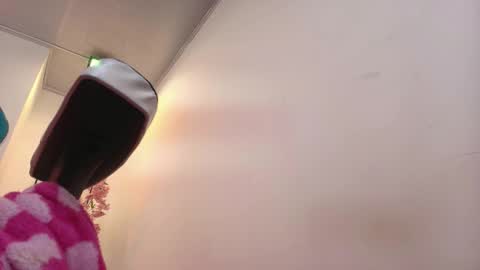 Lilith  online show from 3, 3, 2026