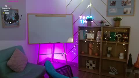 LILITH 200 LIKES   Thursday Clown Costume M online show from 24, 1, 2025